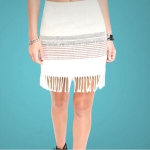 Fifteen Twenty‎ fringed skirt  sz 4